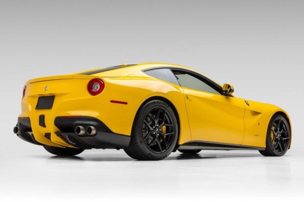 2014_ferrari_f12berlinetta_t7__8353-53545-1 12k-Mile 2014 Ferrari F12berlinetta
