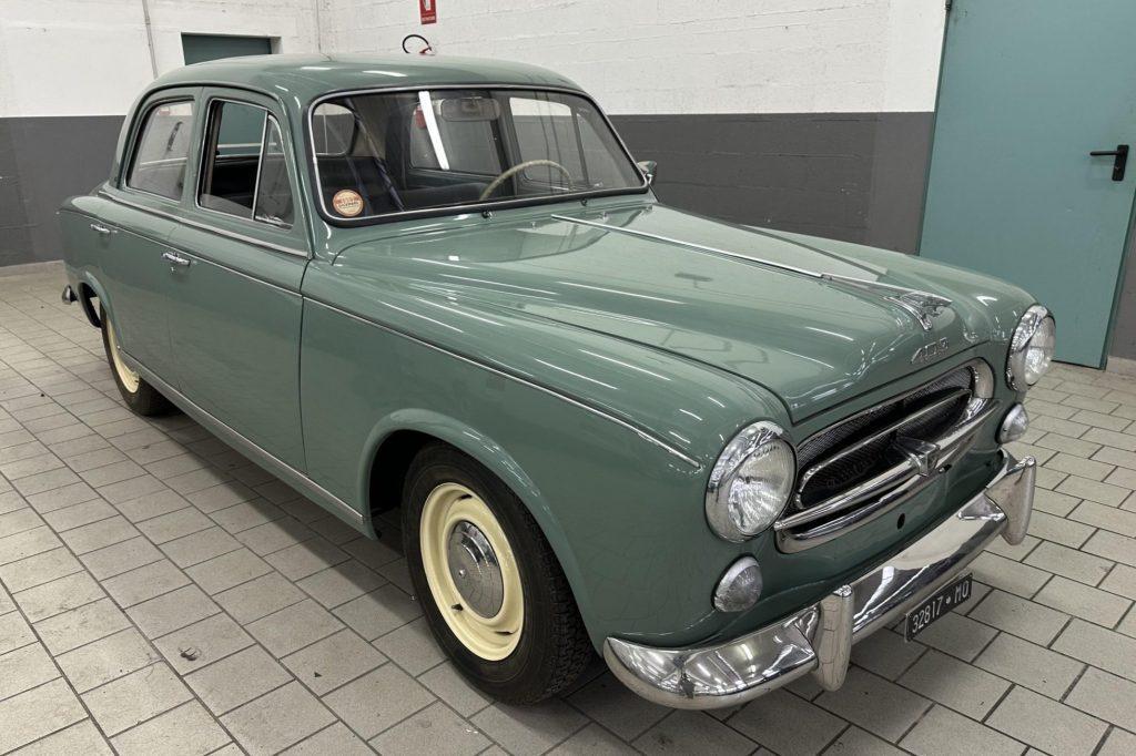 1956_peugeot_403_img_2090-28394-1