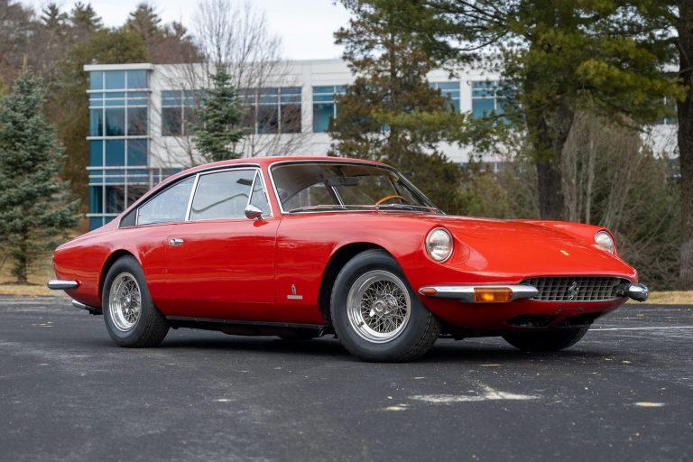 1971_ferrari_365-gt-22_1971-365-outdoor-shots-1-75385-1