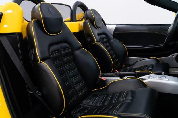 2004_ferrari_360-spider_360-spyder-48-76928-1 6k-Mile 2004 Ferrari 360 Spider