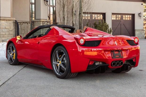 2013_ferrari_458-spider_2013_ferrari_458-spider_49c77a39-8d0d-4d39-83b2-6d53aa432328-uh8zf0-19946-60609-1 23k-Kilometer 2013 Ferrari 458 Spider