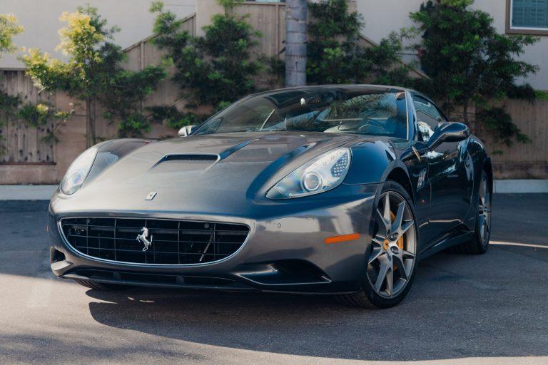 2014_ferrari_california_8x0a2396-98662-scaled-1