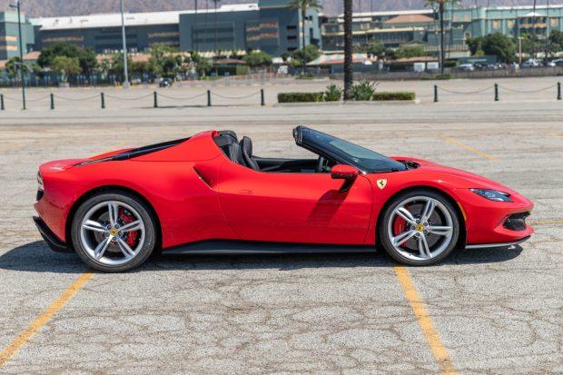 2025 Ferrari 296 GTS