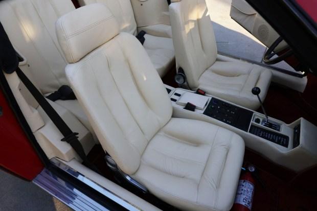 Euro 1985 Ferrari Mondial Quattrovalvole Cabriolet