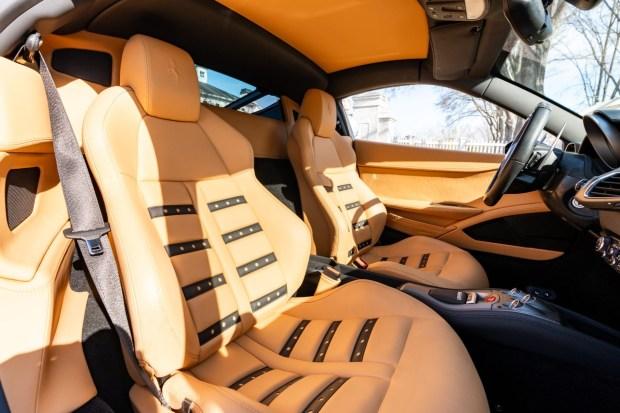 6k-Mile 2011 Ferrari 458 Italia