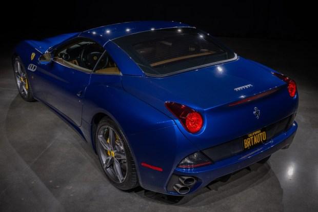 15k-Mile 2014 Ferrari California 30 HS