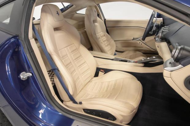 6k-Mile 2017 Ferrari F12berlinetta