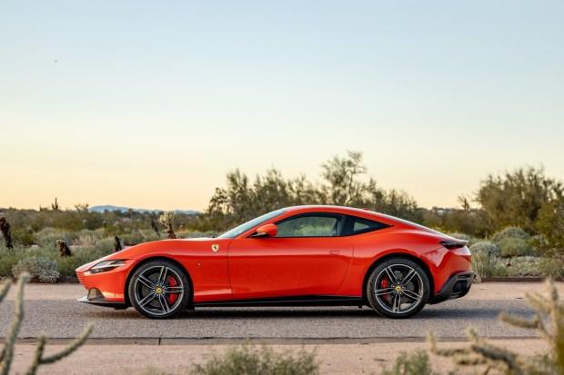 2022_ferrari_roma_1b8a7878-26079-1 3k-Mile 2022 Ferrari Roma