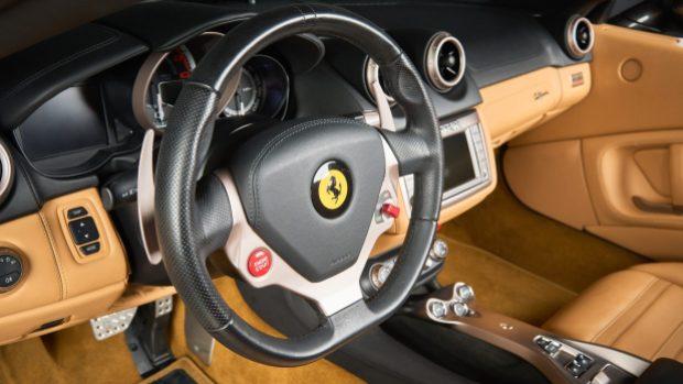 18k-Mile 2010 Ferrari California