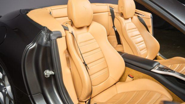 18k-Mile 2010 Ferrari California