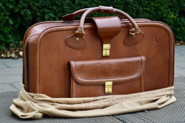 No Reserve: Five-Piece Ferrari 328 Luggage by Schedoni & Literature