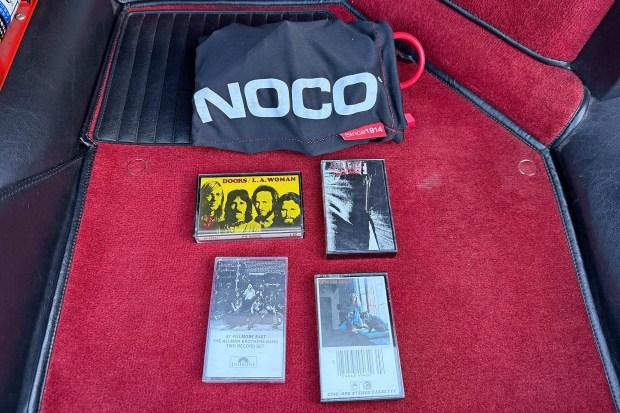 1971_ferrari_dino-246-gt_217-48271-1 1971 Ferrari Dino 246 GT