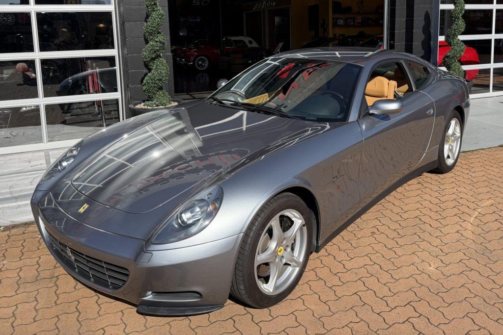 2,400-Kilometer 2005 Ferrari 612 Scaglietti 2005_ferrari_612-scaglietti_img_1925-18368-1