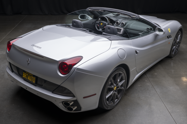 2013_ferrari_california_p1201034-60051 41k-Mile 2013 Ferrari California 30 HS