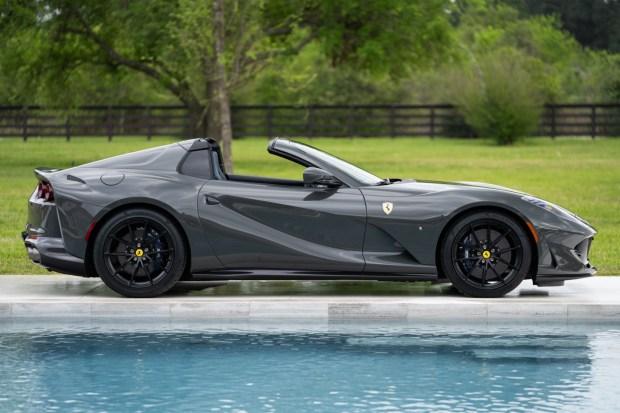 56-Mile Grigio Scuro 2022 Ferrari 812 GTS