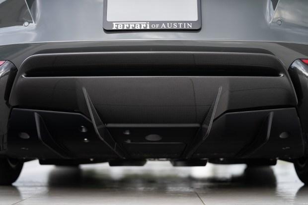 56-Mile Grigio Scuro 2022 Ferrari 812 GTS