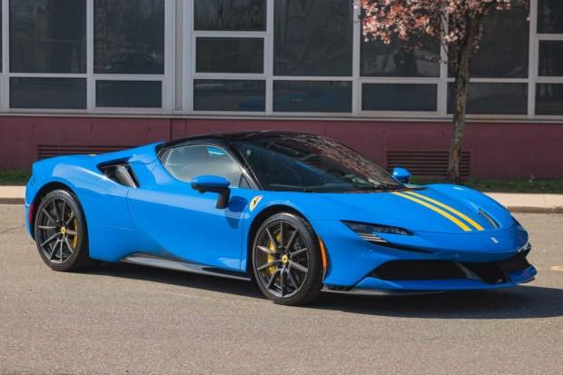 2025 Ferrari SF90 Spider