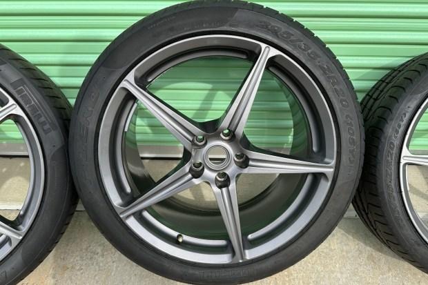 No Reserve: 20×8.5″ and 20×10.5″ Forged Wheels for Ferrari 458