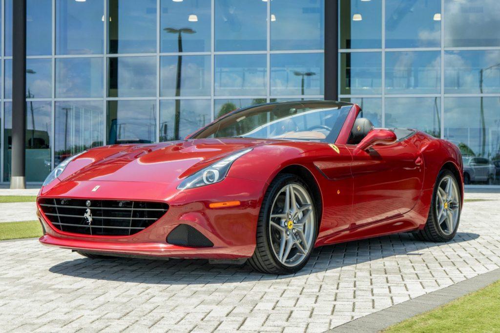 2015_ferrari_california-t_2015_ferrari_california-t_141d0545-71af-4d4f-a7ee-fd58b014f5a3-w8i1b5-28012-72359