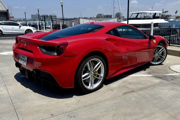 4,900-Mile 2016 Ferrari 488 GTB