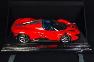 Ferrari Daytona SP3 Scale Model by Amalgam dsc01102-61236-1