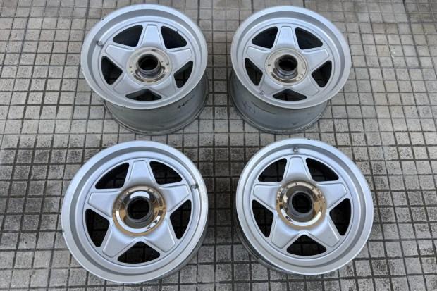 No Reserve: 420mm and 460mm Campagnolo TRX Wheels for Ferrari 512 BB