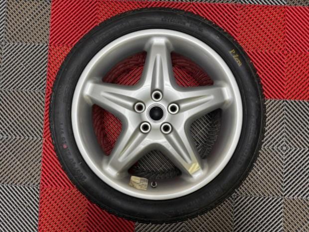 No Reserve: 18×7.5″ and 18×10″ Magnesium Ferrari F355 Wheels by Speedline