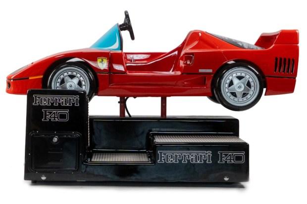 No Reserve: Motoi Ferrari F40-Style Children's Ride