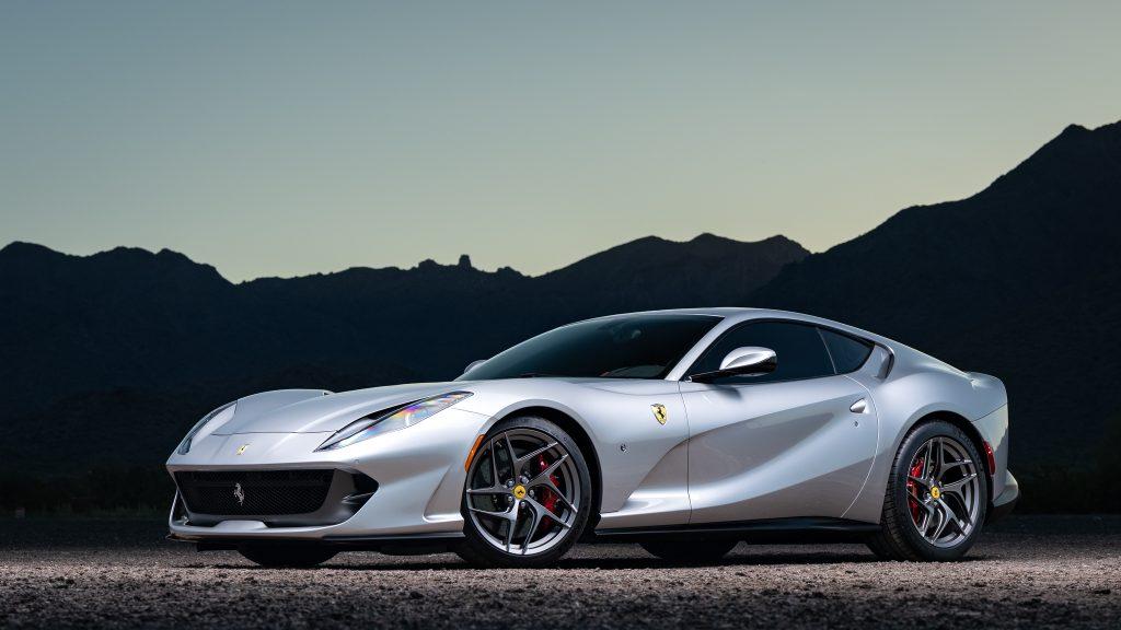 web205077520201920ferrari20superfast-5-11272-1