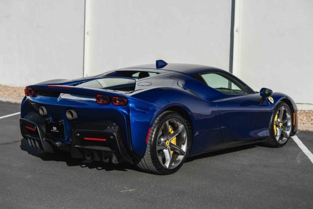 2023_ferrari_sf90-stradale_a7403380-00091 781-Mile 2023 Ferrari SF90 Stradale