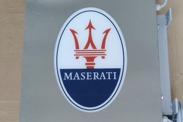 img_2422-56740-scaled-09300 Double-Sided Illuminated Ferrari and Maserati Service Sign