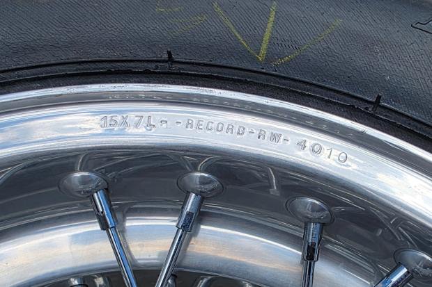 No Reserve: 15×7″ and 15×7.5″ Ruote Borrani Wire Wheels for Ferrari