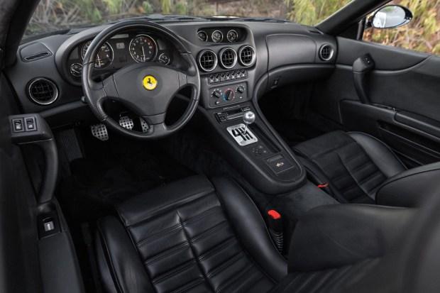 Ex–Sydney Pollack 1999 Ferrari 550 Maranello