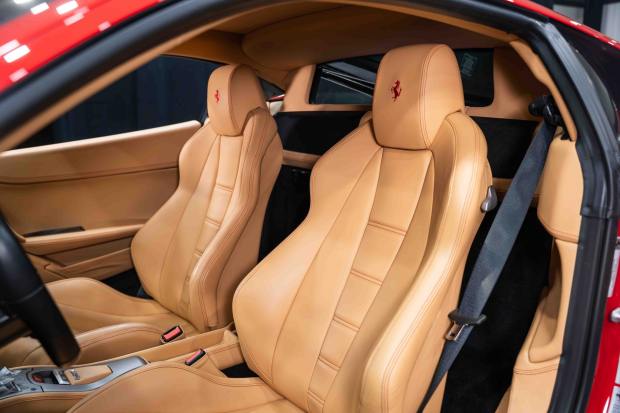 2014-ferrari-458-278-scaled-73331 4,300-Mile 2014 Ferrari 458 Italia