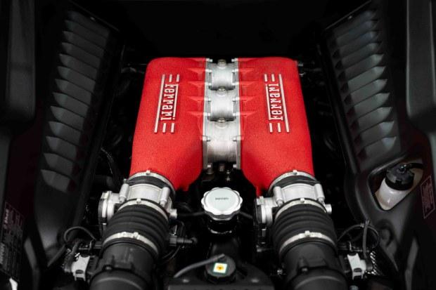 2014-ferrari-458-382-scaled-75319 4,300-Mile 2014 Ferrari 458 Italia