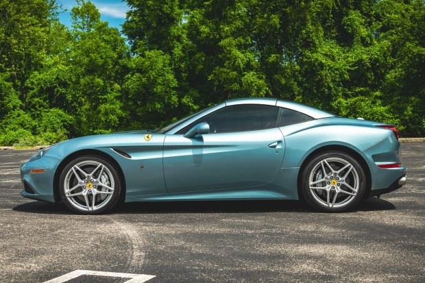 california_t_-_2418_2528144_of_3172529-scaled-copy-2026-06-29-lhv-62746-1 17k-Mile 2015 Ferrari California T