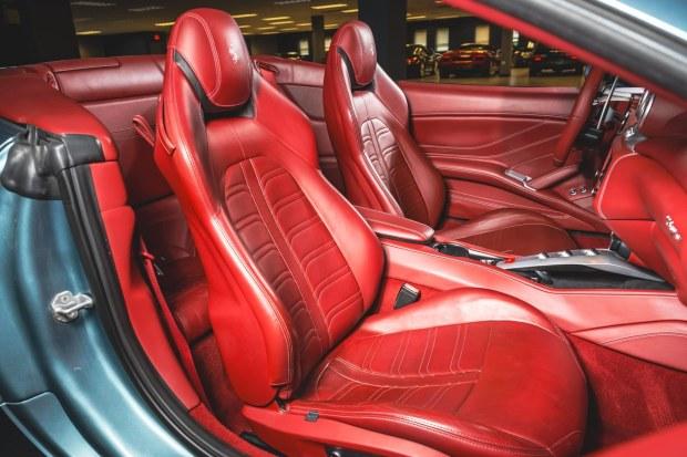 california_t_-_2418_2528236_of_3172529-scaled-copy-2026-06-29-q4f-62761-1 17k-Mile 2015 Ferrari California T