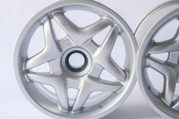 img_1099-jpg-scaled-copy-2026-07-21-97t-52555-1 No Reserve: 18×8.5″ and 18×13″ Speedline Wheels for Ferrari F50