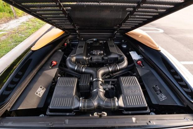 1996_ferrari_f355-spider_dsc09806-88270-1 14k-Mile 1996 Ferrari F355 Spider 6-Speed