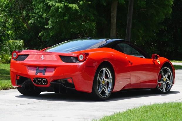 9k-Mile 2011 Ferrari 458 Italia