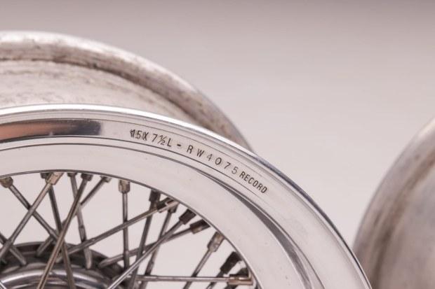 img-4607-scaled-copy-2026-08-04-gwo-78341-1 No Reserve: Ruote Borrani 15×7.5″ Wire Wheels for Ferrari