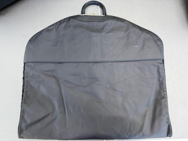 img_0360-20519-1-30609 No Reserve: Three-Piece Ferrari 360 Luggage Set by Schedoni