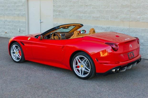 2,500-Mile 2015 Ferrari California T