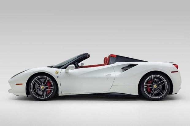 t7_5139-scaled-copy-2026-08-17-ou8-93042-1 5k-Mile 2017 Ferrari 488 Spider