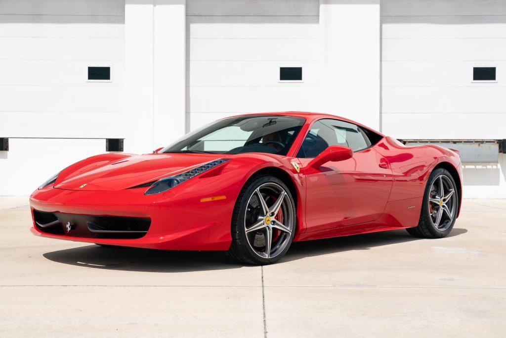 4,400-Mile 2015 Ferrari 458 Italia 2015_ferrari_458_-_rosso_corsa-20-copy-2026-09-10-7rt-46019