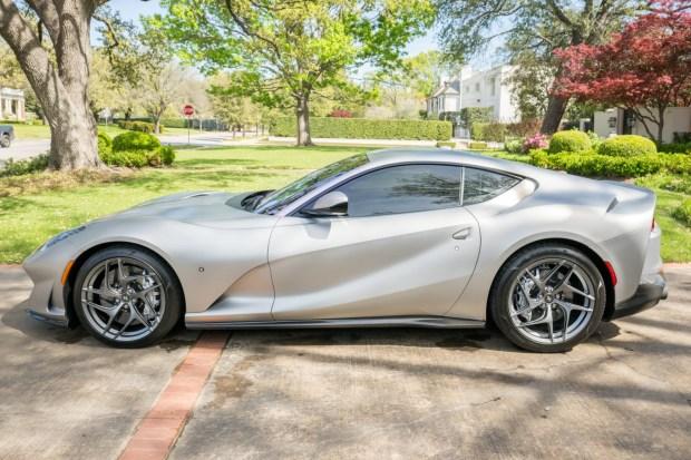 5k-Mile 2019 Ferrari 812 Superfast