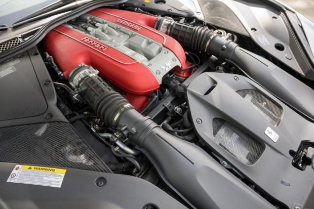 5k-Mile 2019 Ferrari 812 Superfast