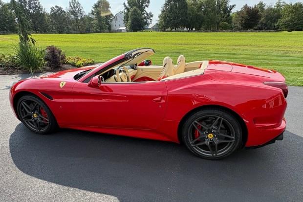 20260830_134559291_ios-scaled-copy-2026-08-31-k8a-06440-1 10k-Mile 2016 Ferrari California T