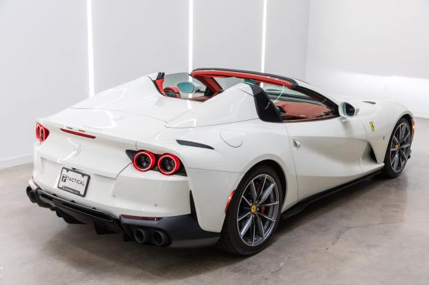 aaa9529-scaled-71984-1 2,200-Mile 2022 Ferrari 812 GTS