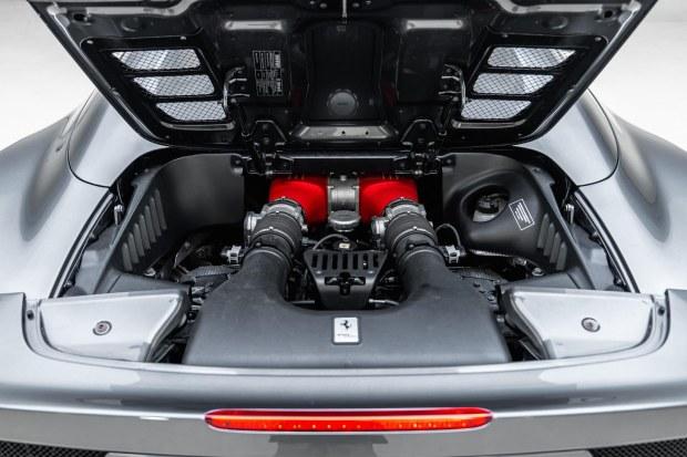 2,500-Mile 2013 Ferrari 458 Spider